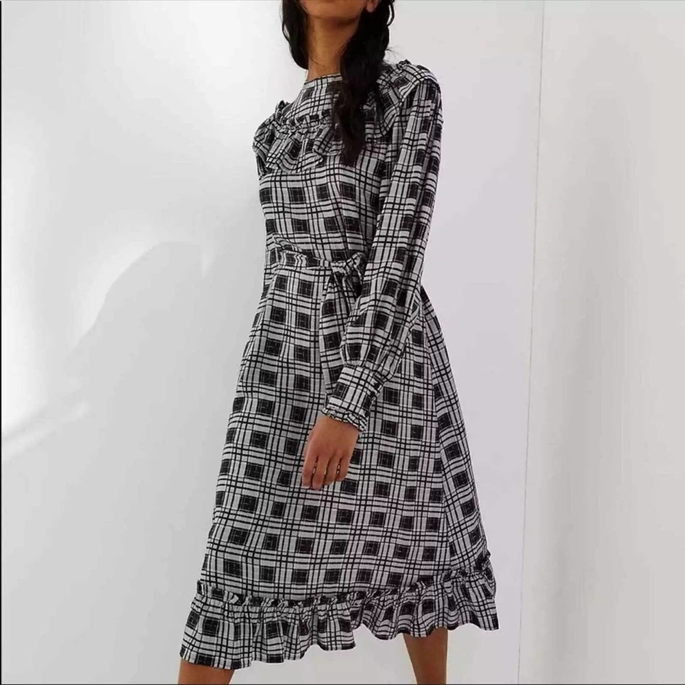 Anthro Porridge Vincenne Ruffled Midi Dress Medium Gray Window Pane Plaid